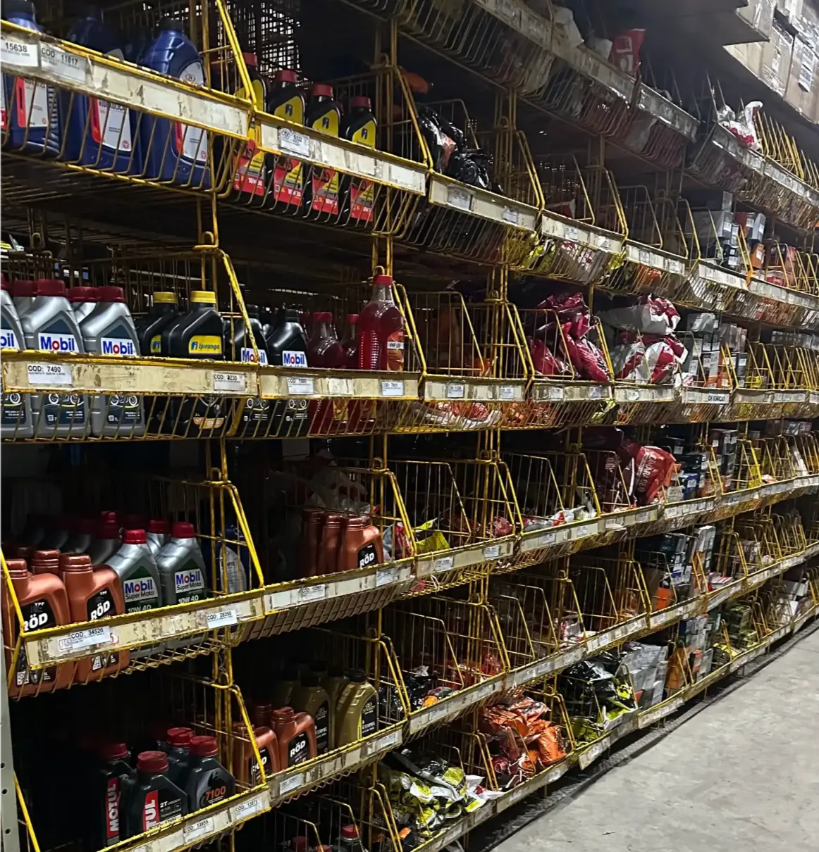 Interior da Loja do Borracheiro em Castanhal — atendimento e produtos